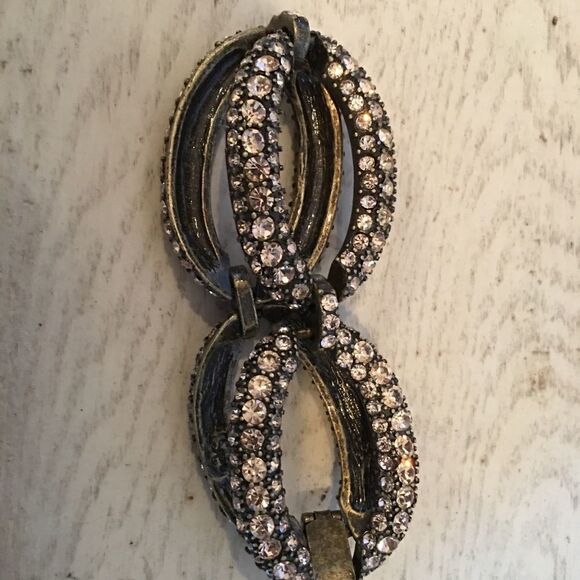 Rose Jeweled Link Bracelet - Picture 2 of 16